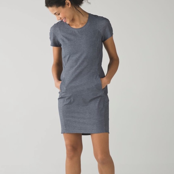 lululemon athletica Dresses & Skirts - Lululemon Athletica &go Endeavor Dress Heathered Texture Printed Greyt Deep Coal